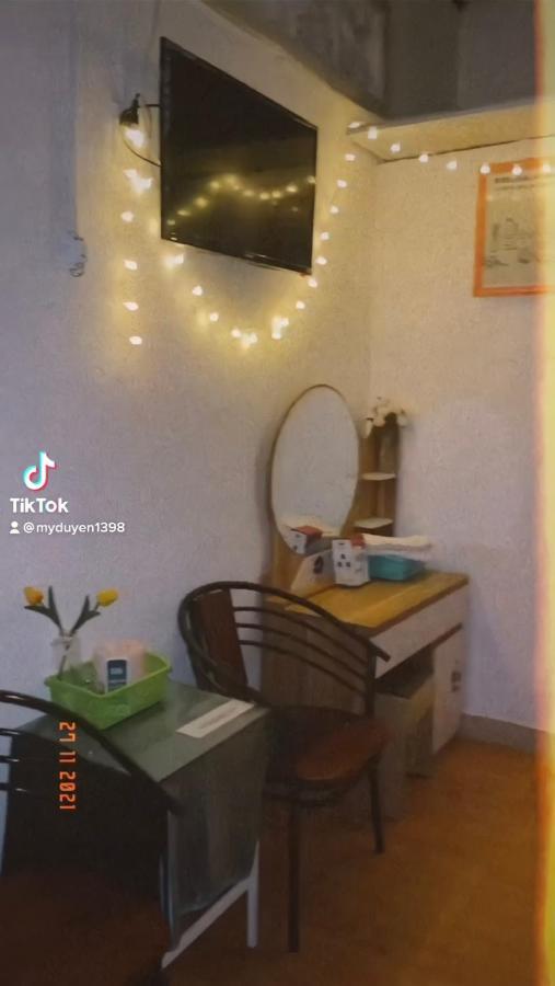 Khách sạn hẻo lánh AURA HOMESTAY Gò Vấp