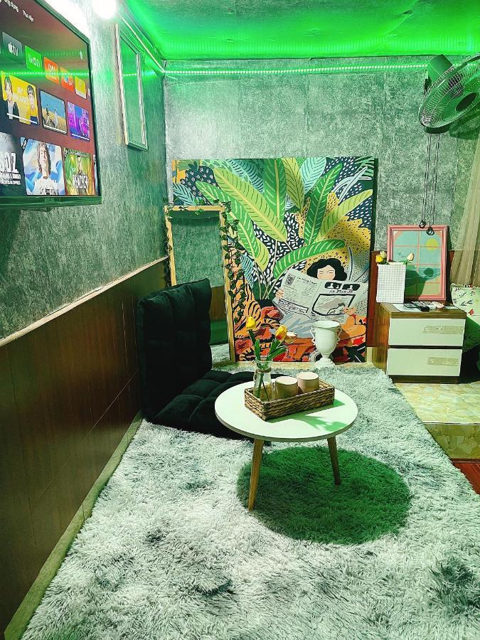 Khách sạn hẻo lánh AURA HOMESTAY Gò Vấp *