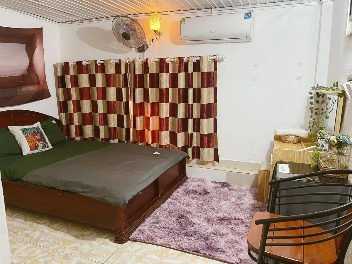 AURA HOMESTAY Gò Vấp Khách sạn hẻo lánh